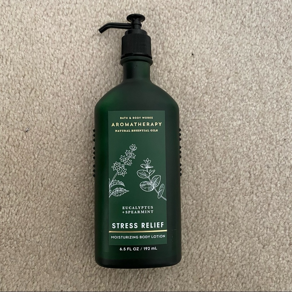 Bath & Body Works Aromatherapy Stress Relief Lotion